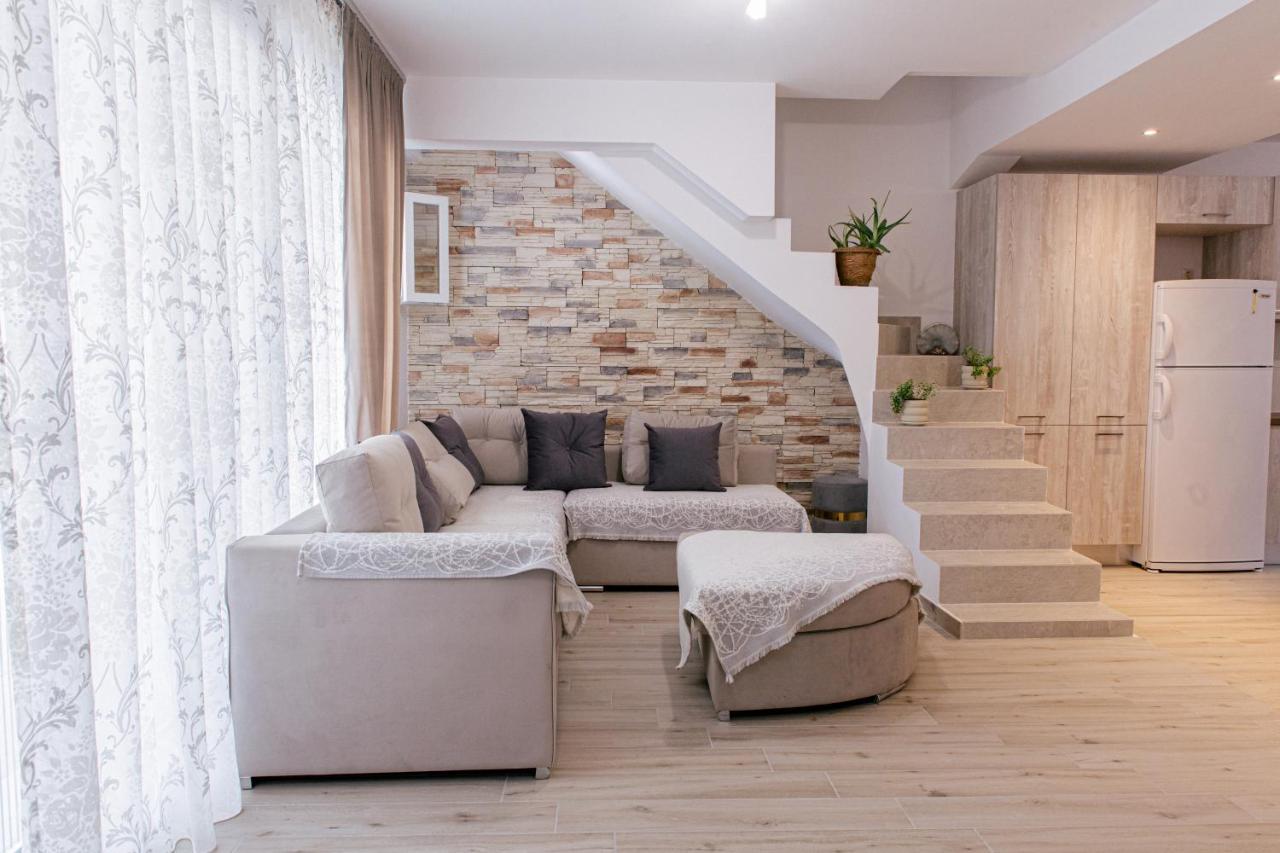 Anastasia'S Apartment Ioannina Exterior photo